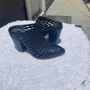 Dolce Vita Kacie Block Heel Woven Mules